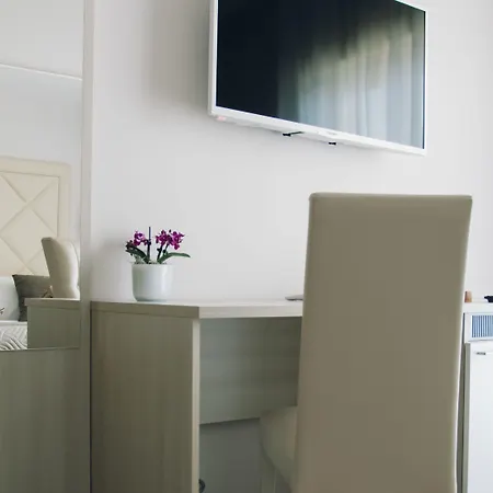 Alludo Αγκριτζέντο