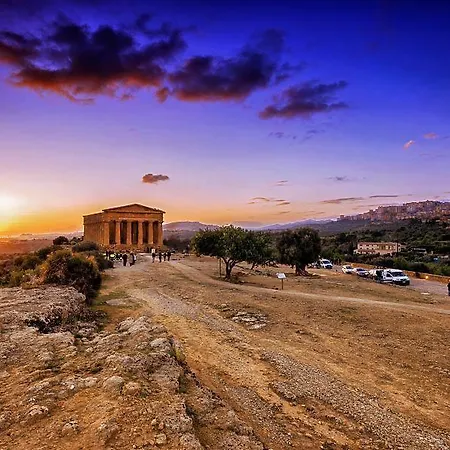 Alludo Bed and Breakfast Αγκριτζέντο