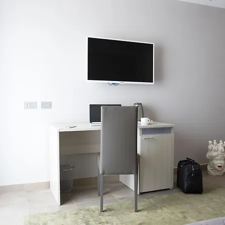 Alludo Bed and Breakfast 3*