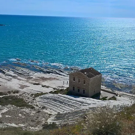 Alludo Bed and Breakfast 3*